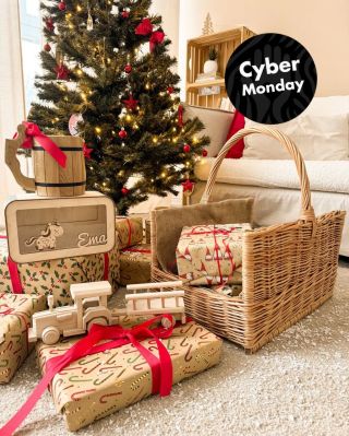 🎉 Cyber Monday is hier! ✨ Kerst komt eraan – mis deze kans niet om onze handgemaakte houten producten met een mooie...
